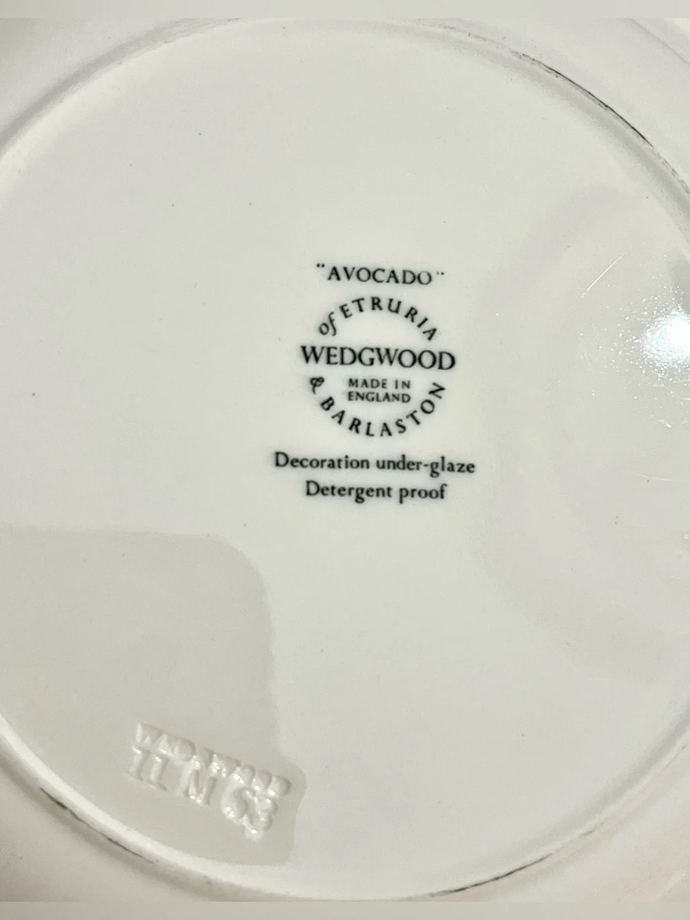 Vintage 1965 Wedgwood Avocado Blue 7.25